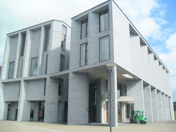 One of UL's newest buildings - UL Graduate Entry Medical School